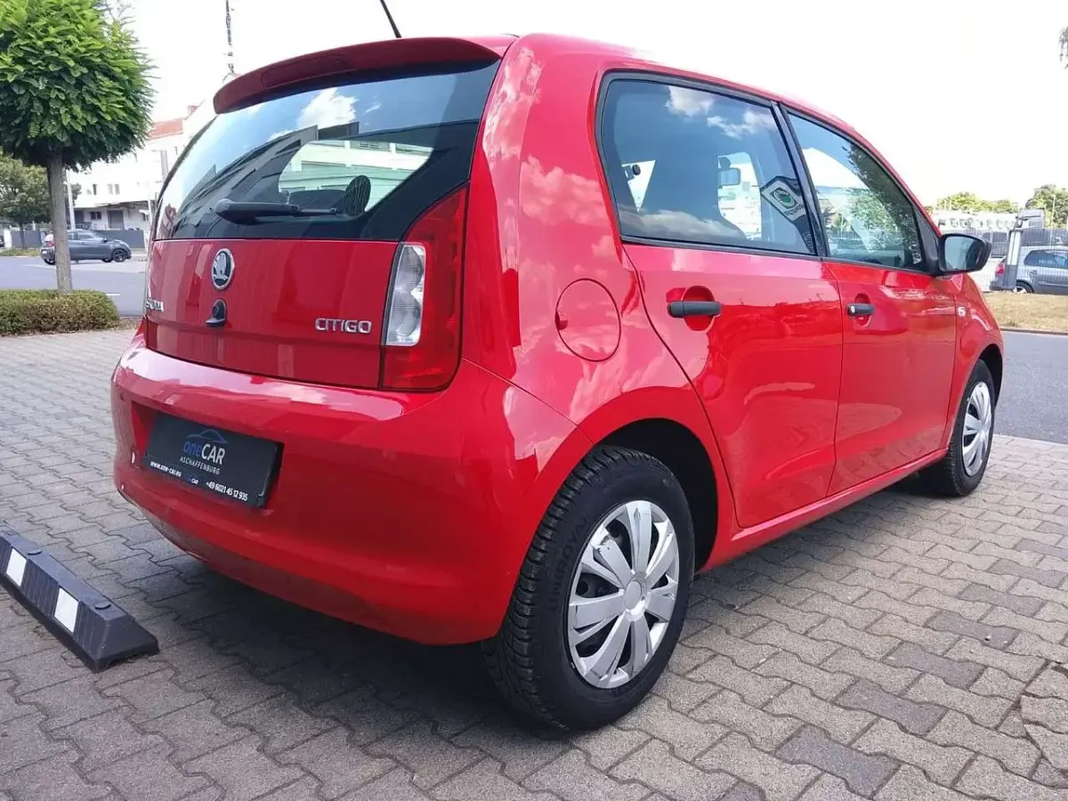 Gebraucht Skoda Citigo Active 60 PS (44 kW) 2014 Rot Kleinwagen