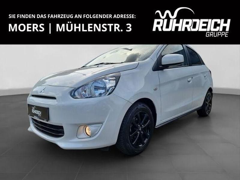 Weiß Gebraucht 2016 Mitsubishi Space Star Diamant Edition Limousine | 7.990 € (Etwas zu teuer) - Bild 1/4