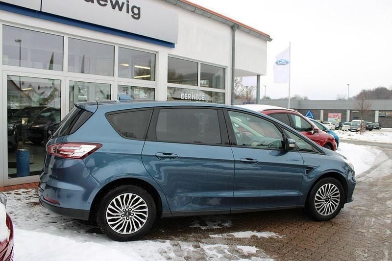 Gebraucht Ford S-MAX Trend 165 PS (121 kW) 2020 Blau Van / Kleinbus