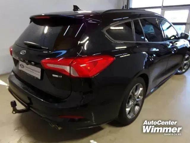 Gebraucht Ford Focus ST-Line 125 PS (91 kW) 2021 Obsidianschwarz Kombi