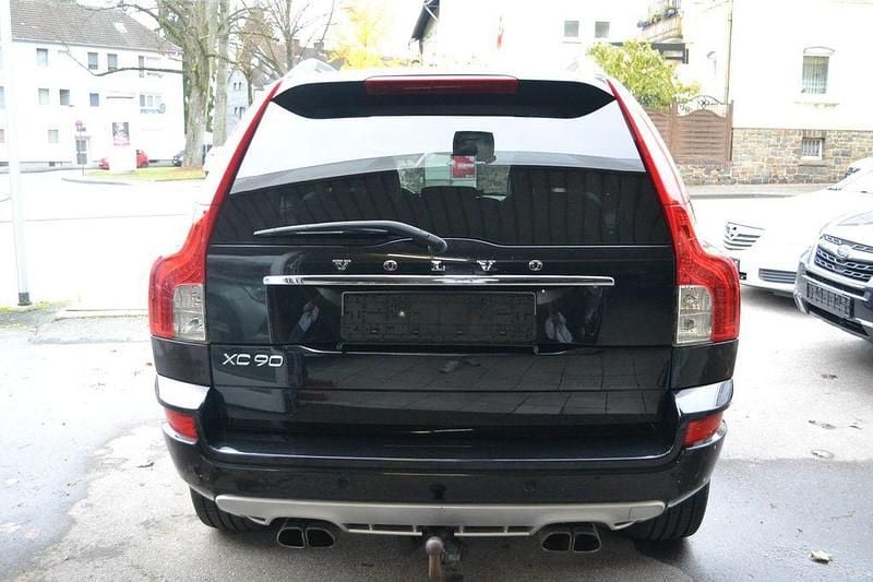 Gebraucht Volvo XC90 R-Design 163 PS (119 kW) 2014 Black sapphire SUV