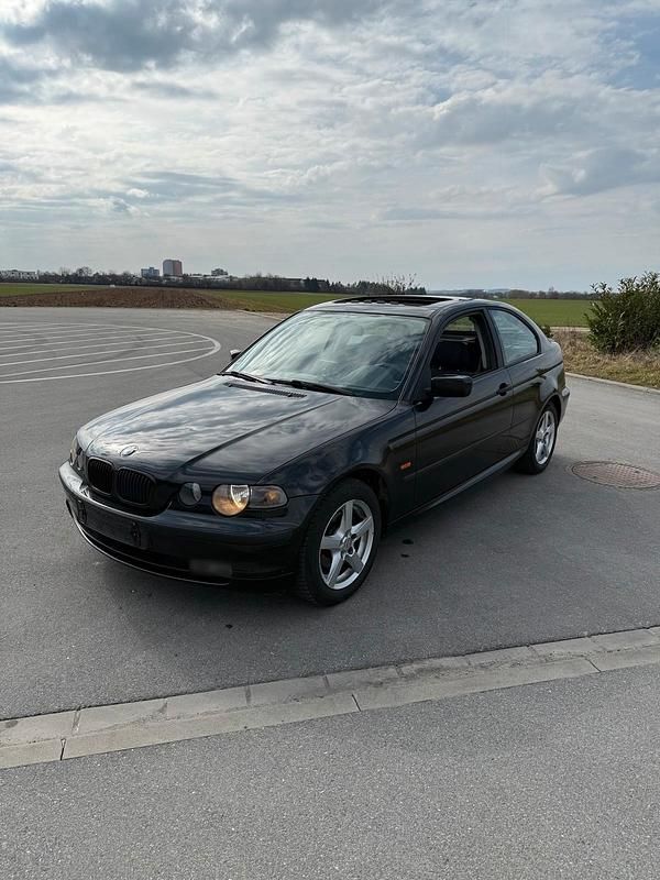Gebraucht BMW 316 Compact 116 PS (85 kW) 2003 Schwarz Kleinwagen