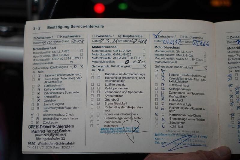 Gebraucht Opel Vectra 150 PS (110 kW) 2009 Grau Limousine