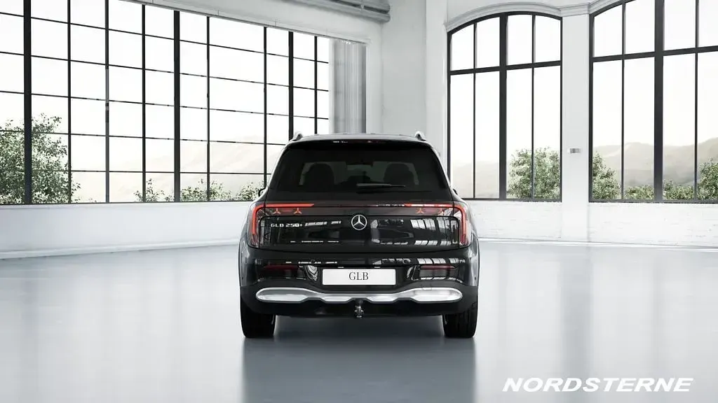 Gebraucht Mercedes GLB250 Progressive 200 kW (272 PS) 2026 Nachtschwarz uni SUV