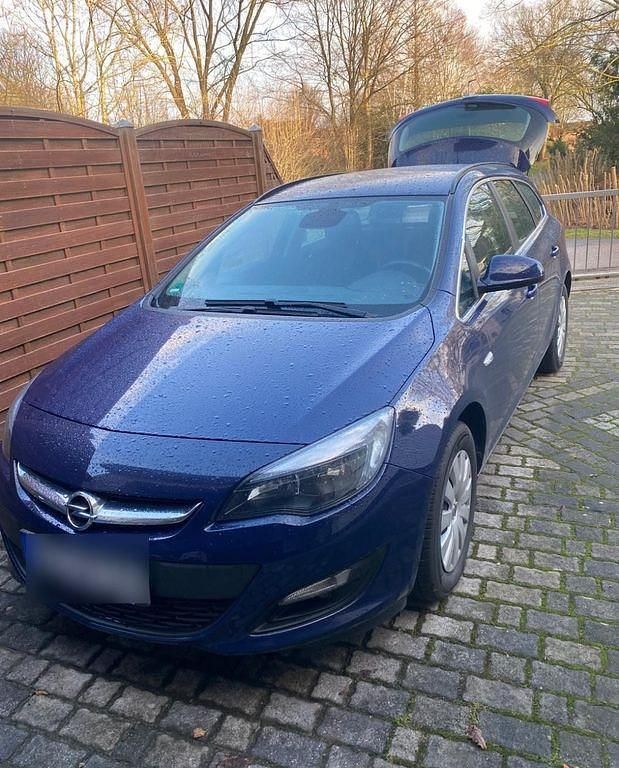 Blau Gebraucht 2015 Opel Astra Edition Kombi | 10.600 € (Fairer Preis) - Bild 1/4