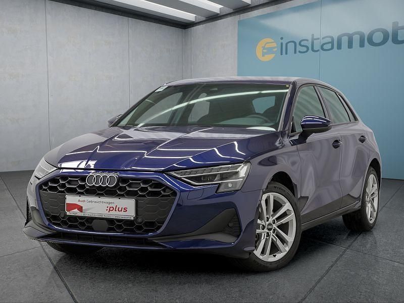 Blau Gebraucht 2024 Audi A3 Sportback Limousine | 32.149 € (Guter Preis) - Bild 1/4