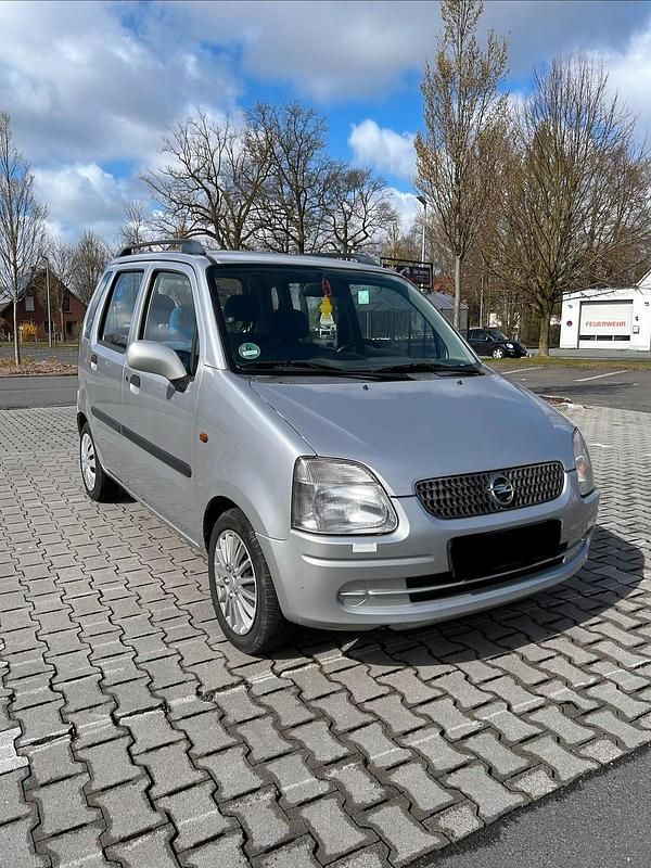 Gebraucht Opel Agila 75 PS (55 kW) 2001 Silber Van / Kleinbus