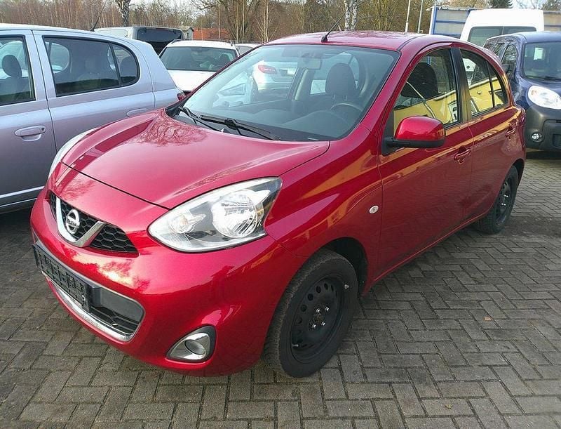 Rot Gebraucht 2016 Nissan Micra Acenta Limousine | 6.950 € (Fairer Preis) - Bild 1/4