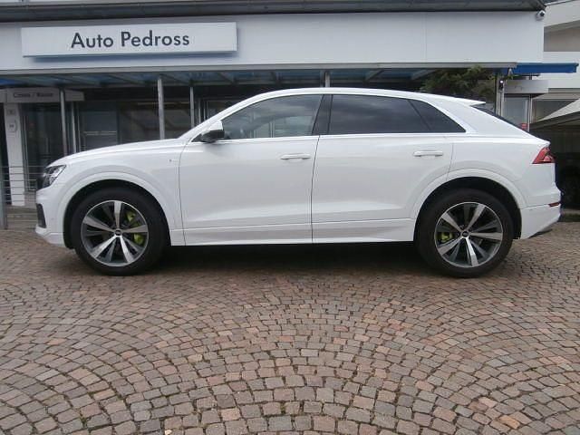Gebraucht Audi Q8 S-Line 231 PS (169 kW) 2021 Weiß SUV