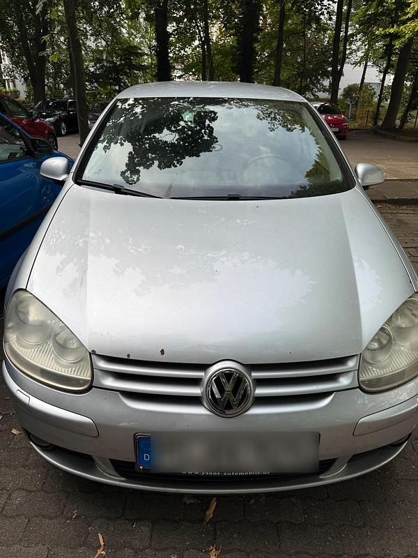Silber Gebraucht 2006 VW Golf V Kleinwagen | 2.999 € (Etwas zu teuer) - Bild 1/4