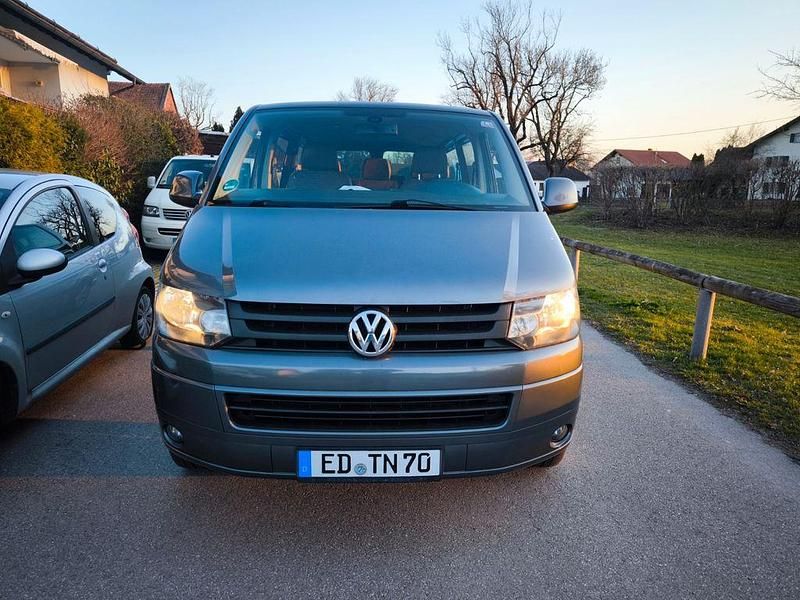 Gebraucht VW Transporter 179 PS (131 kW) 2010 Grau Van