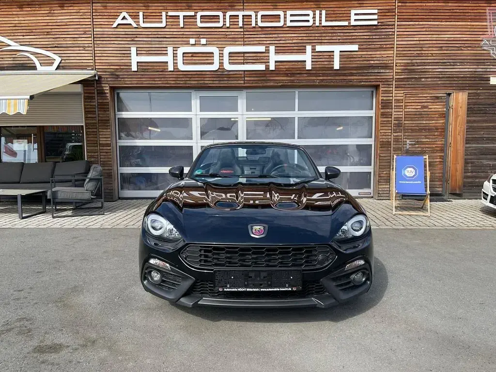 Gebraucht Abarth 124 Spider Basis 170 PS (125 kW) 2018 Schwarz Cabrio