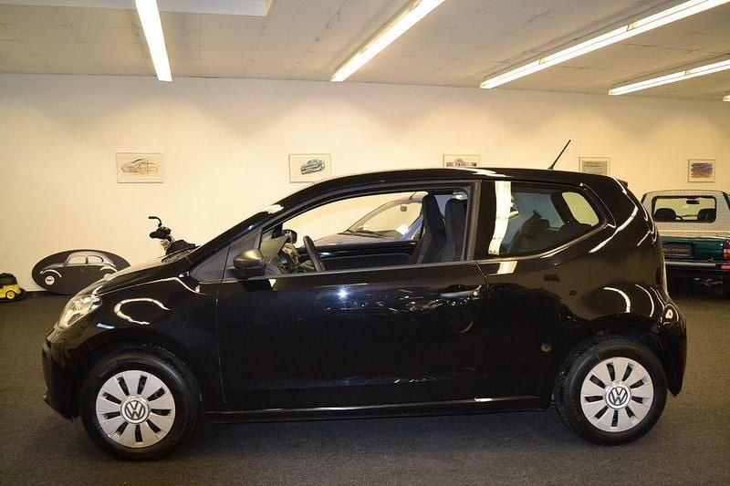 Schwarz Gebraucht 2017 VW up! take up! Kleinwagen | 5.490 € (Fairer Preis) - Bild 1/4
