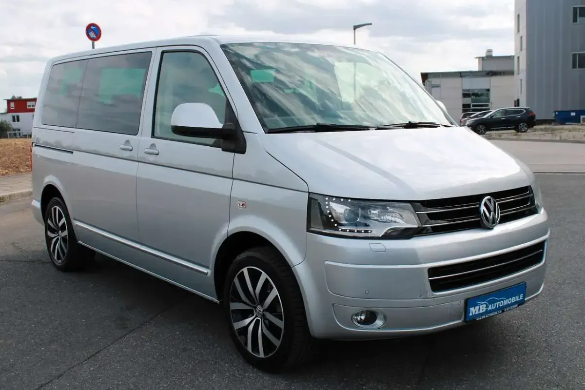Gebraucht VW Multivan Highline 179 PS (131 kW) 2013 Silber Van / Kleinbus