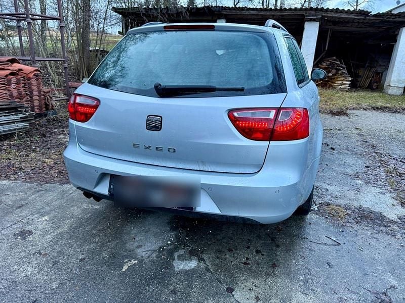 Gebraucht Seat Exeo Sport 160 PS (117 kW) 2011 Silber Limousine