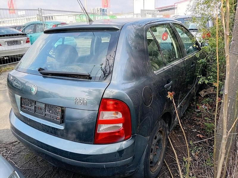 Gebraucht Skoda Fabia 75 PS (55 kW) 2004 Grau Kleinwagen