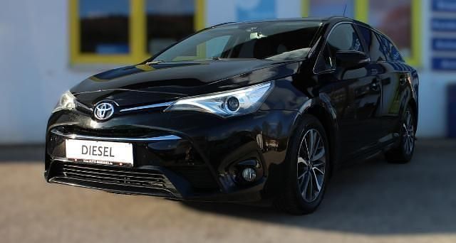 Schwarz Gebraucht 2015 Toyota Avensis Business Edition Kombi | 10.990 € (Fairer Preis) - Bild 1/4