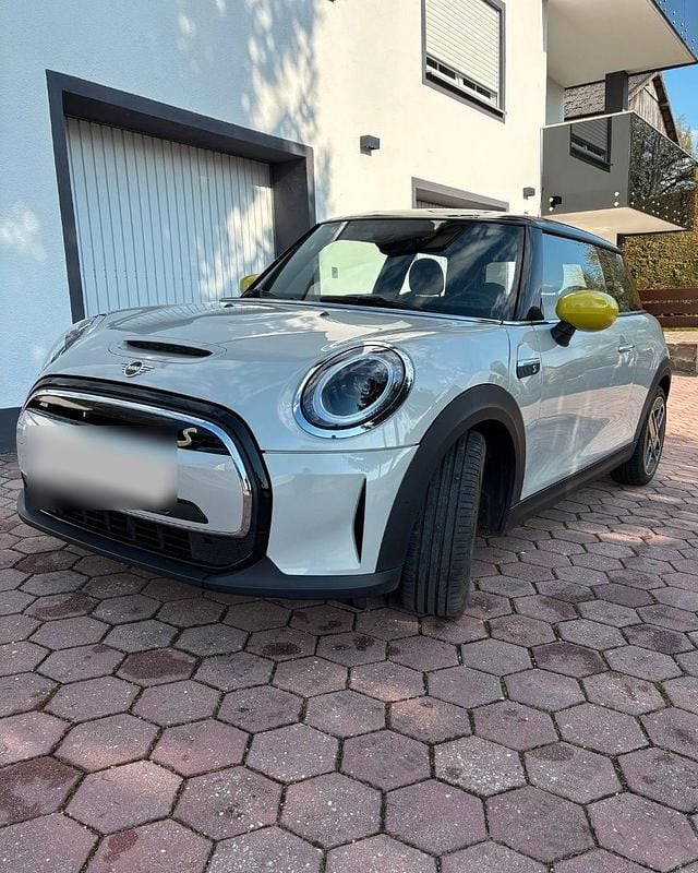 Gebraucht Mini Cooper SE 135 kW (184 PS) 2021 Silber Kleinwagen