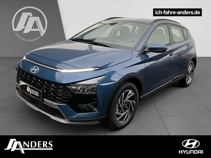 Vibrant blue (blau) Neu 2025 Hyundai Bayon Trend SUV | 20.990 € (Superpreis) - Bild 1/3