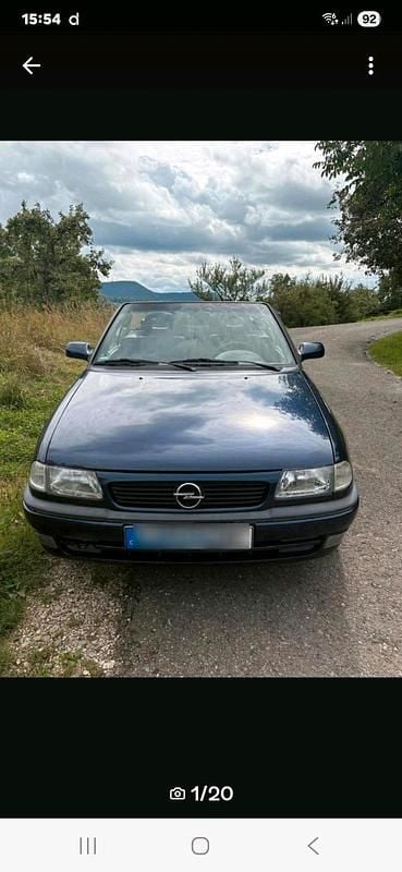 Blau Gebraucht 1997 Opel Astra Cabriolet Cabrio | 2.050 € (Guter Preis) - Bild 1/4