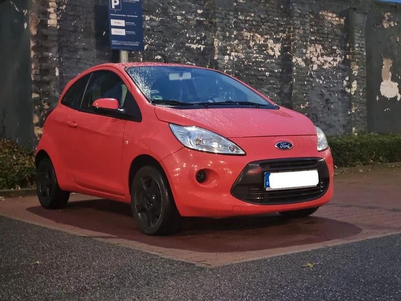 Gebraucht Ford Ka Trend 69 PS (50 kW) 2012 Rot Kleinwagen