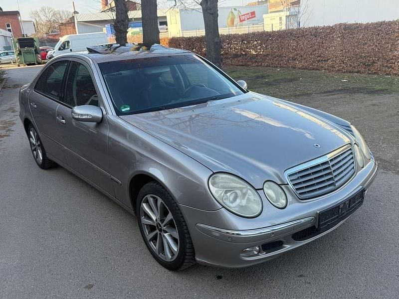 Gebraucht Mercedes E240 Elegance 177 PS (130 kW) 2003 Grau Limousine