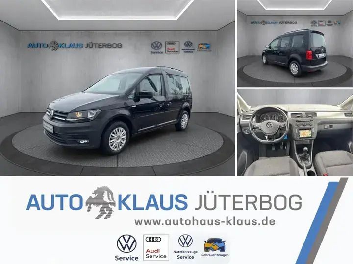 Deep black perleffekt (schwarz) Gebraucht 2018 VW Caddy Trendline Van / Kleinbus | 20.995 € (Teuer) - Bild 1/4