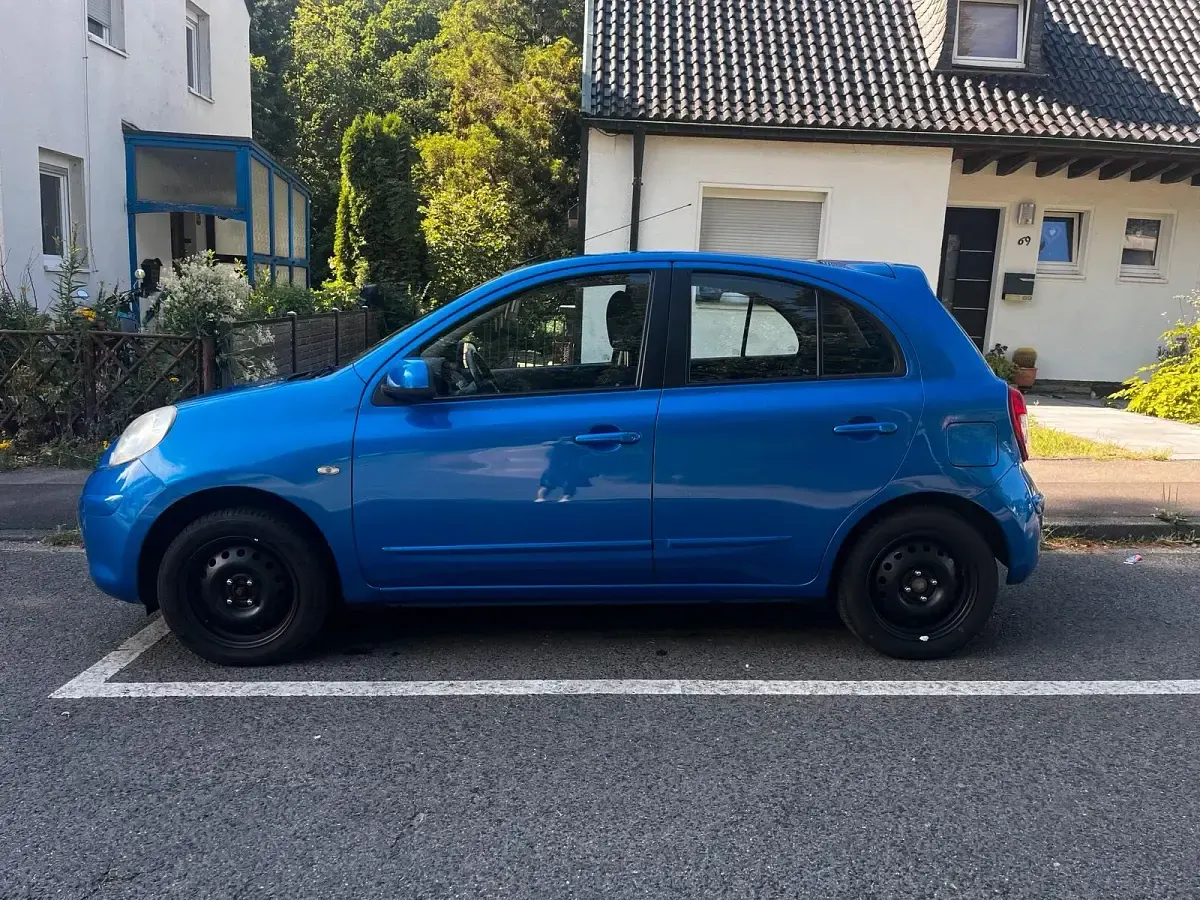 Gebraucht Nissan Micra 80 PS (58 kW) 2011 Blau Kleinwagen