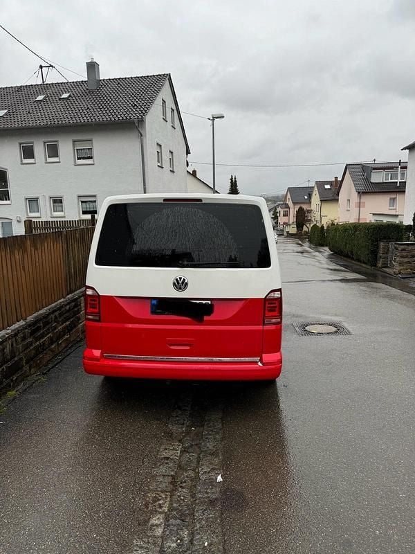 Gebraucht VW Multivan 150 PS (110 kW) 2016 Weiß Van / Kleinbus