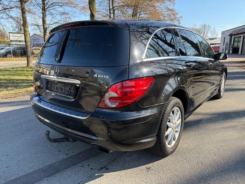Gebraucht Mercedes R320 224 PS (164 kW) 2007 Schwarz Van / Kleinbus