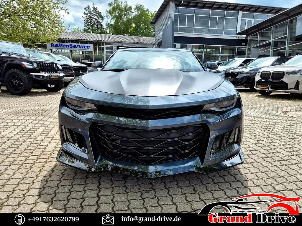 Usado Chevrolet Camaro 275 HP (202 kW) 2021 Cinzento Coupé