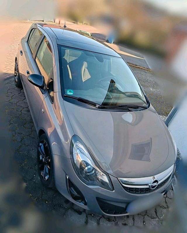 Gebraucht Opel Corsa Color Edition 120 PS (88 kW) 2013 Braun Kleinwagen