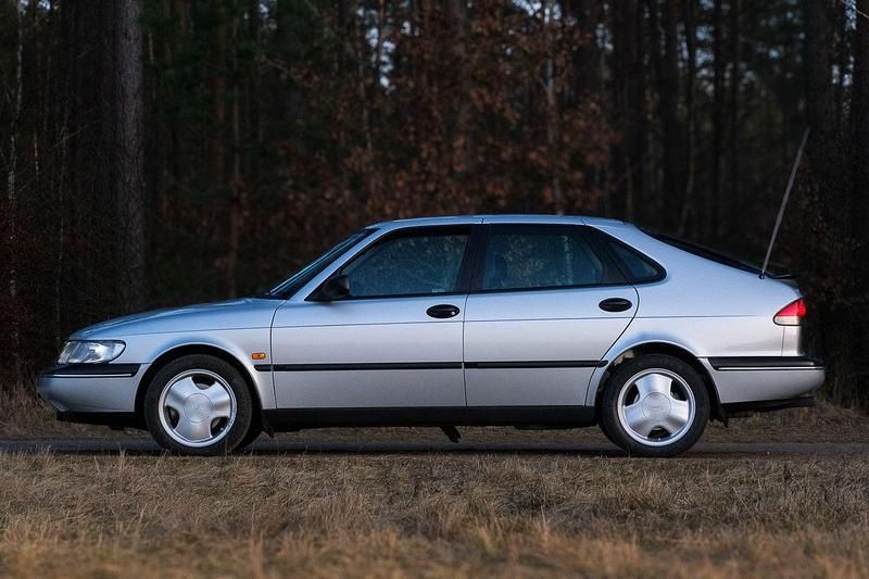 Gebraucht Saab 900 185 PS (136 kW) 1995 Silber Limousine