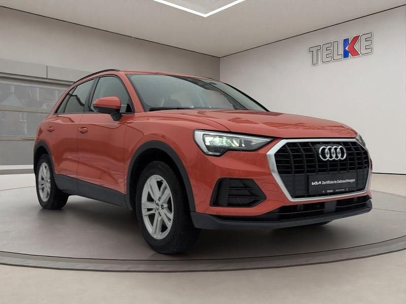 Gebraucht Audi Q3 Basis 150 PS (110 kW) 2019 Orange SUV