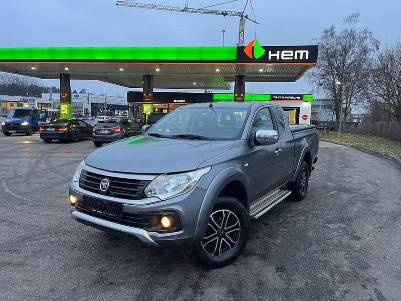 Gebraucht Fiat Fullback 181 PS (133 kW) 2016 Grau Abholung