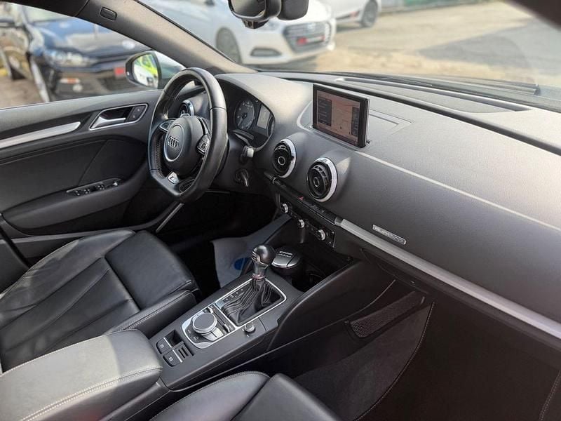 Gebraucht Audi S3 Comfort 300 PS (220 kW) 2013 Blau Limousine