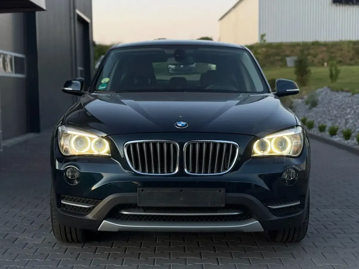 Gebraucht BMW X1 Performance 184 PS (135 kW) 2014 Blau SUV