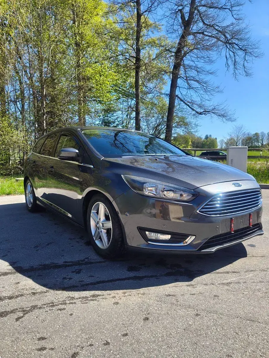 Brugt Ford Focus Titanium 150 HK (110 kW) 2015 Grå Stationcar