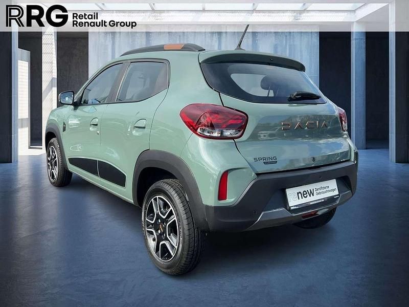 Second-hand Dacia Spring Extreme 47 kW (65 CP) 2024 Verde Hatchback