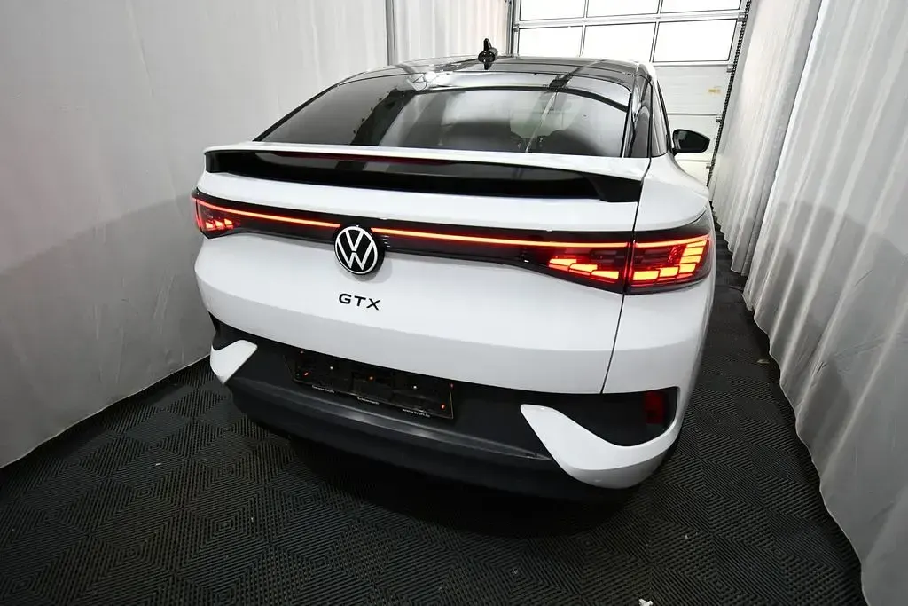 Second-hand VW ID.5 GTX 219 kW (299 CP) 2023 Alb SUV