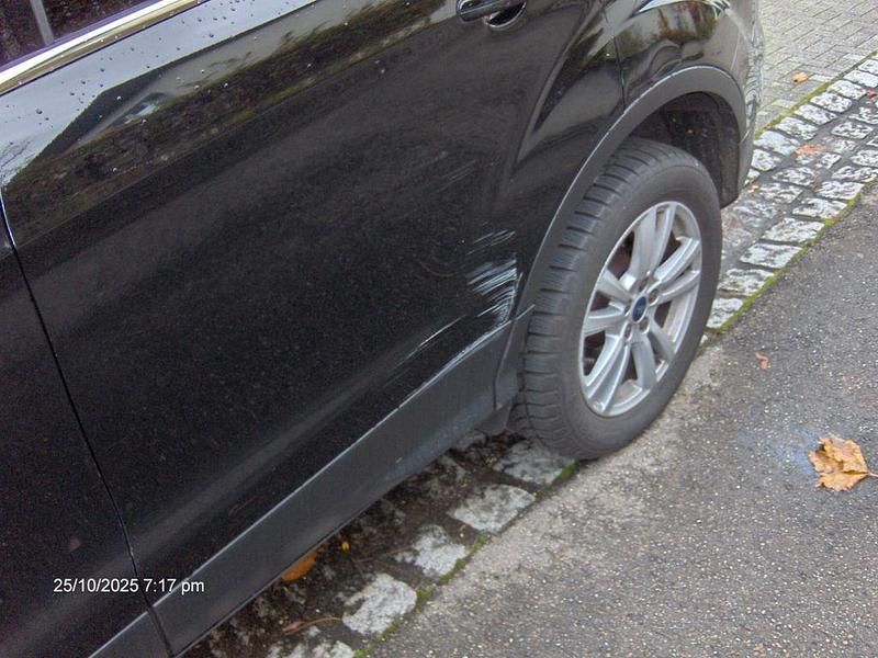 Gebraucht Ford Kuga Cool & Connect 150 PS (110 kW) 2019 Schwarz SUV