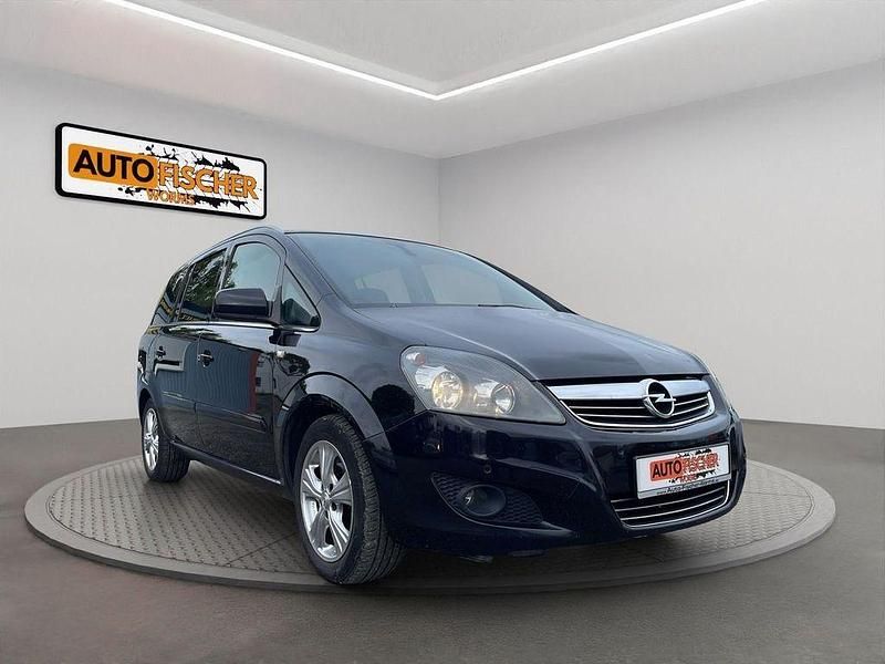 Schwarz Gebraucht 2011 Opel Zafira Design Edition Van / Kleinbus | 3.999 € (Fairer Preis) - Bild 1/4