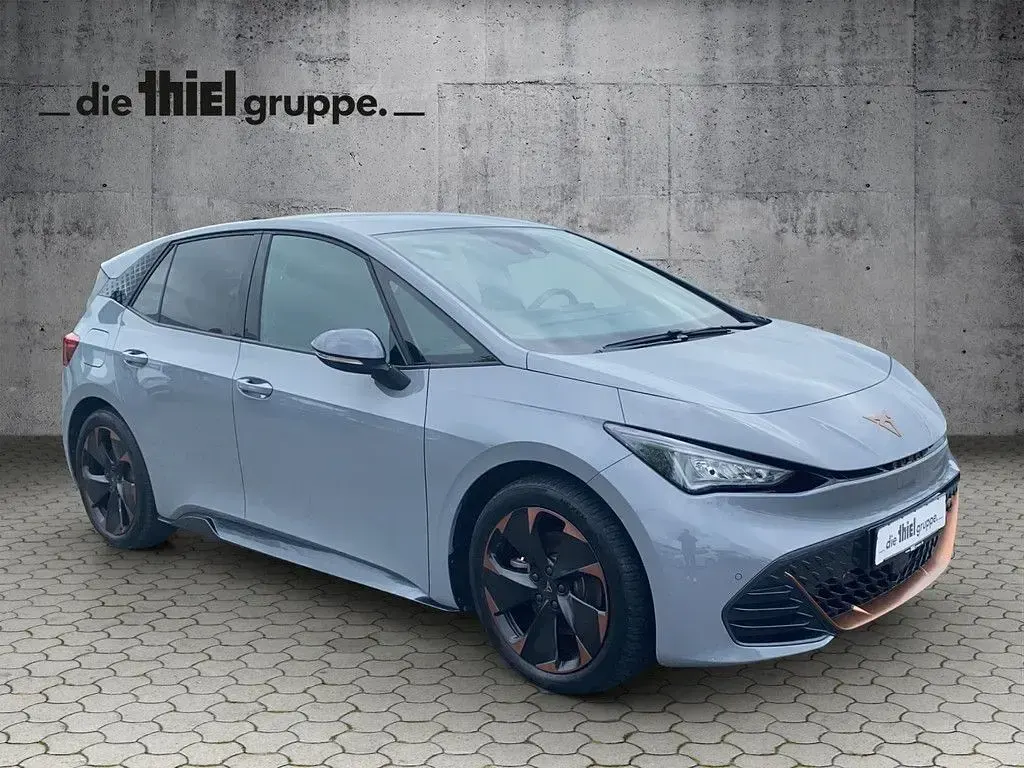 Używany Cupra Born 150 kW (204 KM) 2023 Szary Hatchback