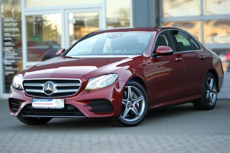 Designo hyazinthrot metallic Gebraucht 2019 Mercedes E300 AMG line Limousine | 36.800 € (Teuer) - Bild 1/4