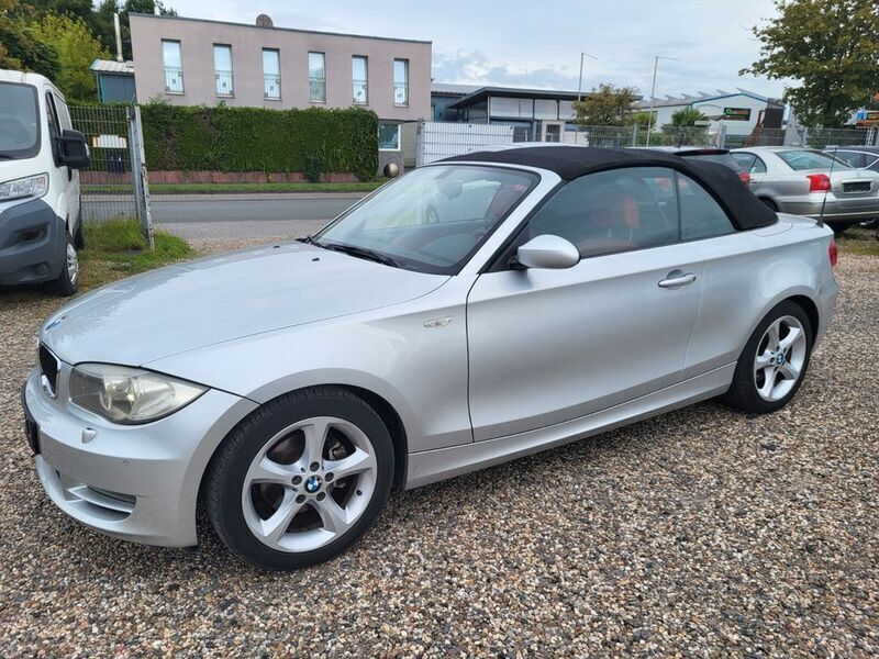 Silber Gebraucht 2008 BMW 118 Cabriolet Advantage Cabrio | 3.799 € (Guter Preis) - Bild 1/4