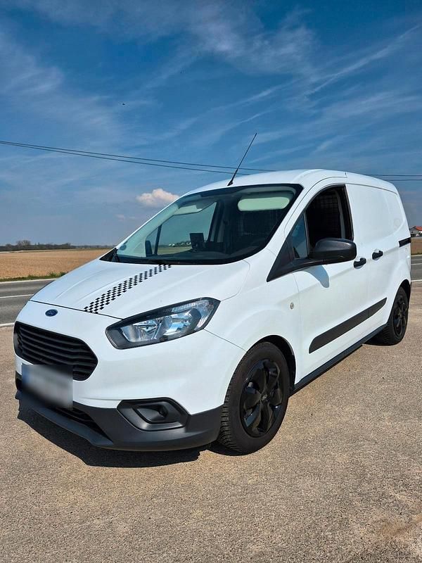 Second-hand Ford Transit 101 CP (74 kW) 2022 Alb Monovolum