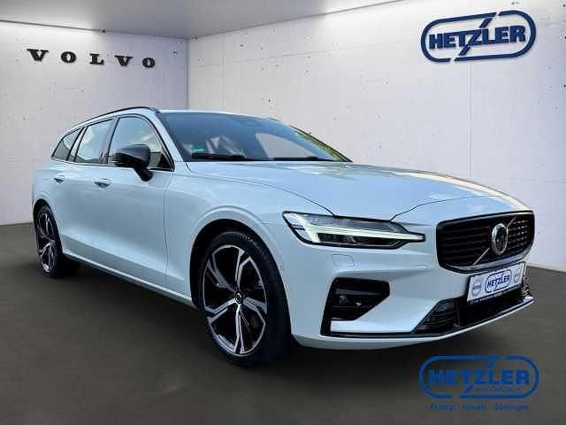 Gebraucht Volvo V60 145 PS (106 kW) 2024 Kombi
