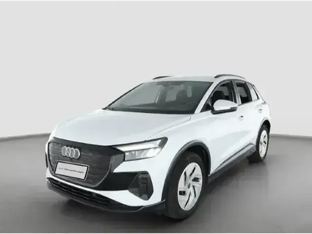 Gebraucht Audi Q4 e-tron Ambiente 150 kW (204 PS) 2025 Gletscherweiß metallic SUV