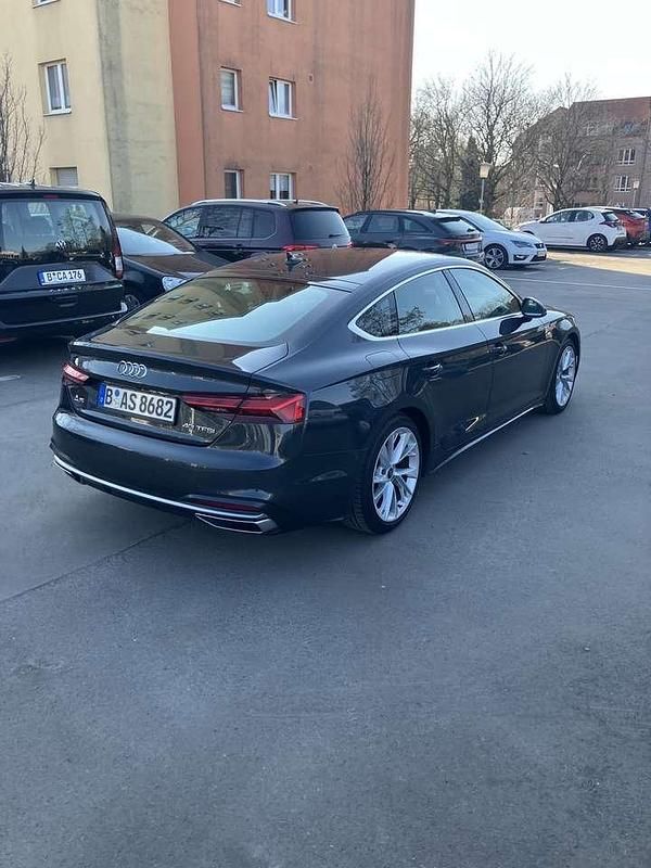 Gebraucht Audi A5 Advanced 204 PS (150 kW) 2021 Grau Coupé
