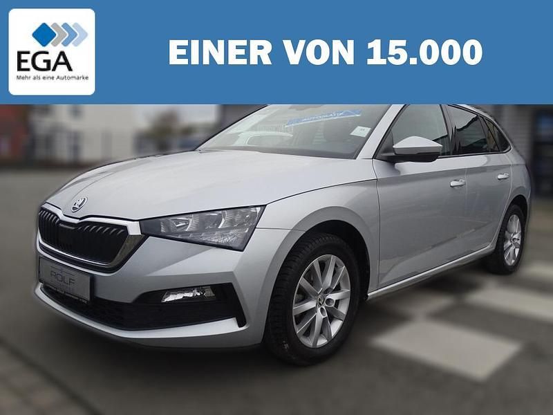 Metallic Gebraucht 2023 Skoda Scala Kleinwagen | 20.840 € (Etwas zu teuer) - Bild 1/4